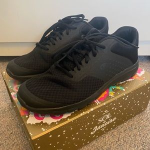 Champion Gusto all black Runners